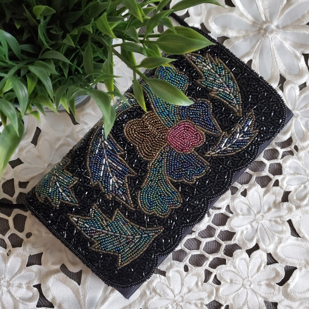 VINTAGE | Beaded Mini Purse